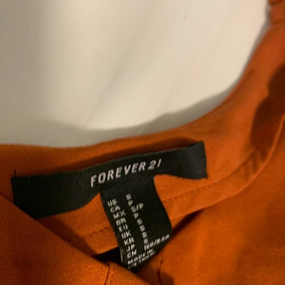 Cute dress - Picture 3 of 3